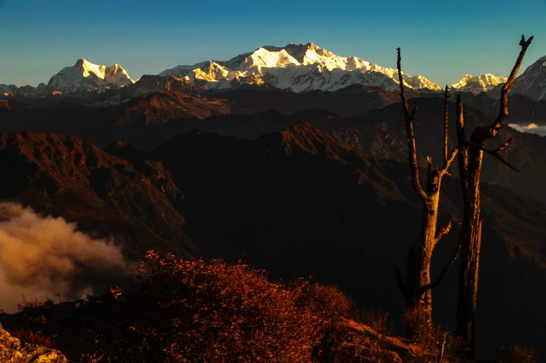 Singalila Pass Phoktey Dara Trek